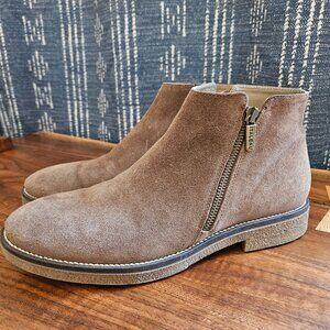 Womens Italeau Waterproof Foliana Booties